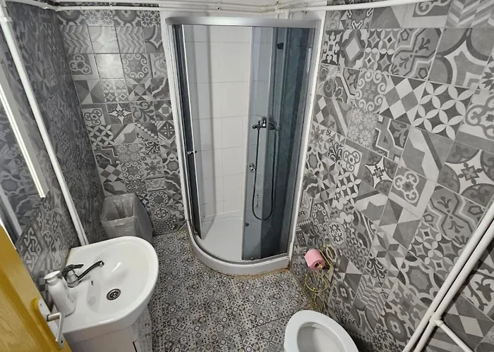 Gara De Nord-banat-4-you Hostel Bükreş