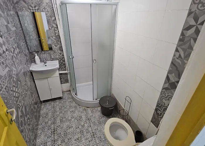 Gara De Nord-banat-4-you Hostel