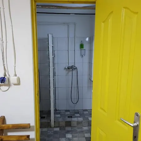 Gara De Nord-banat-4-you Hostel *