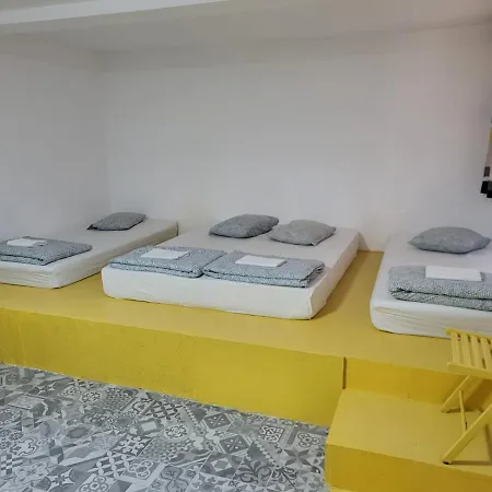 Gara De Nord-banat-4-you Hostel *